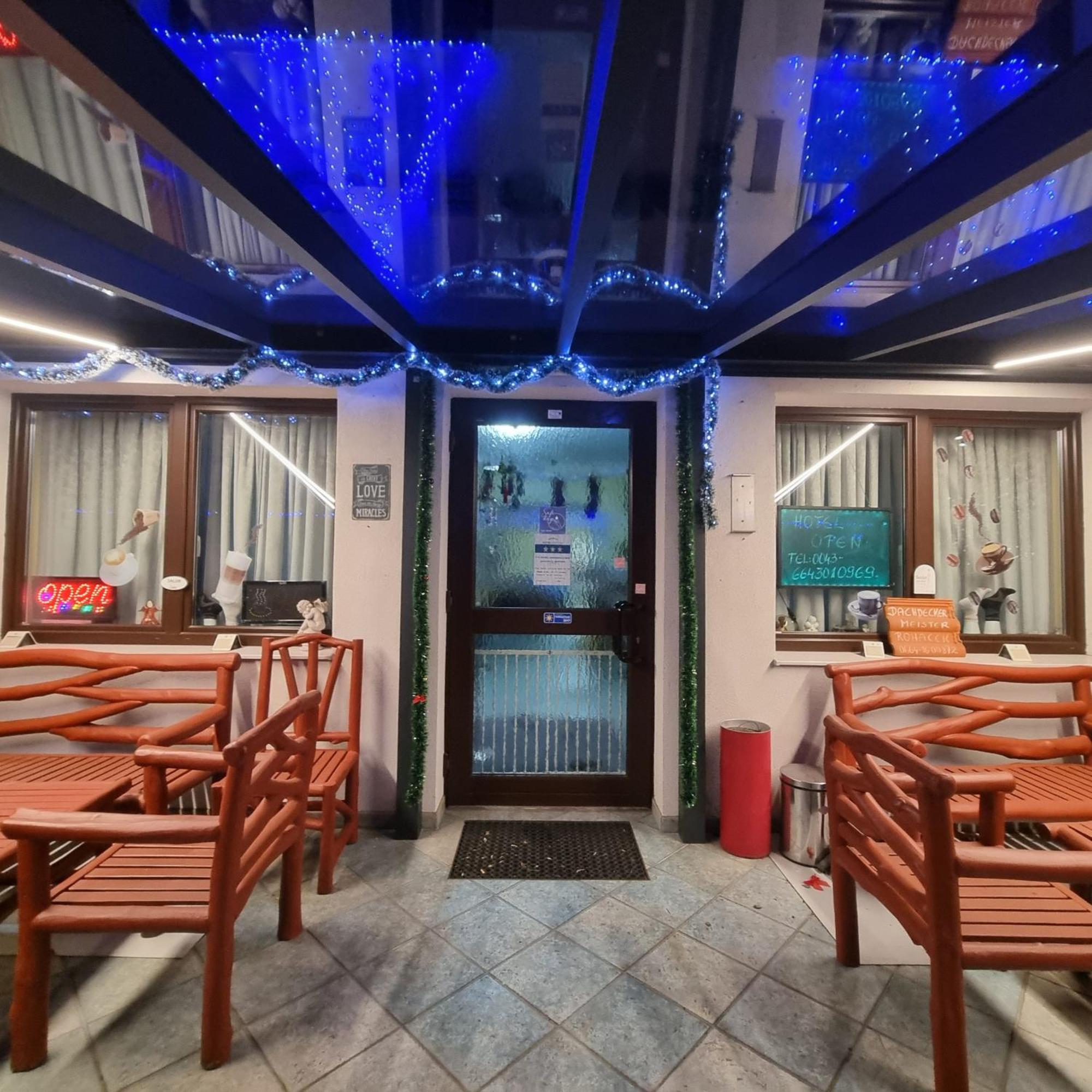 Sananda-farm 3* Wien
